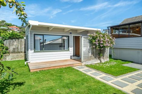 Photo of property in 47 Moana Road, Plimmerton, Porirua, 5026