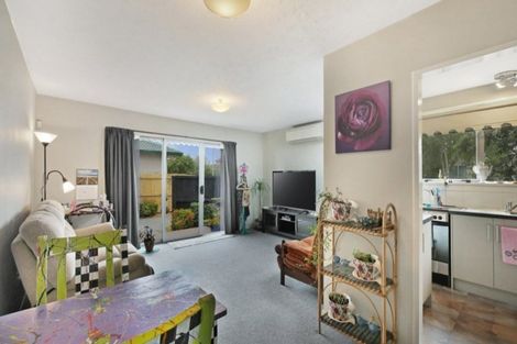 Photo of property in 1/11 Chipping Lane, Redwood, Christchurch, 8051