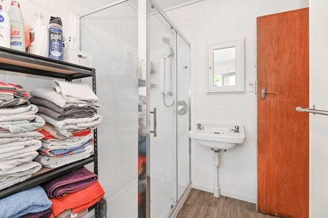 Photo of property in 209 King Street South, Hastings, 4122