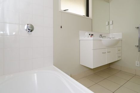 Photo of property in Waterfront Apartments, 11/309 Wakefield Quay, Stepneyville, Nelson, 7010