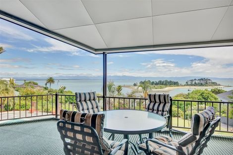 Photo of property in 11 Richardson Street, Britannia Heights, Nelson, 7010