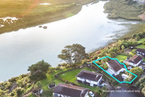 Photo of property in 20 Rukumoana Place, Clendon Park, Auckland, 2103