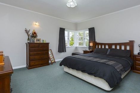 Photo of property in 76 Bell Road, Waiwhetu, Lower Hutt, 5010