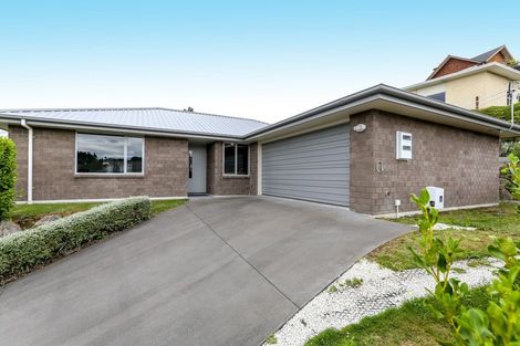 Photo of property in 37 Ainslee Street, Highlands Park, New Plymouth, 4312