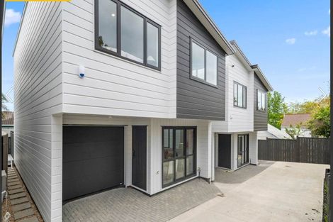 Photo of property in 13b Kingussie Place, Highland Park, Auckland, 2010