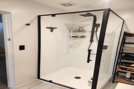 Photo of property in 6a Elmslie Road, Pinehaven, Upper Hutt, 5019