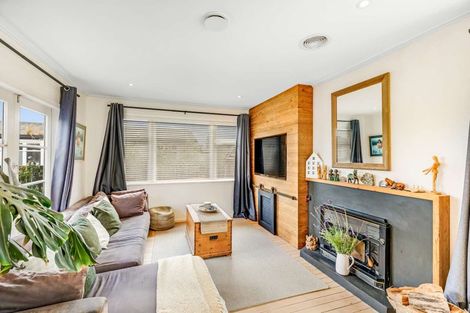 Photo of property in 120 Parkhurst Road, Parakai, 0830