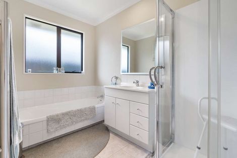 Photo of property in 100 Courtenay Drive, Kaiapoi, 7630