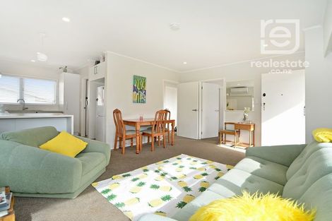 Photo of property in 1/108 Huia Road, Point Chevalier, Auckland, 1022