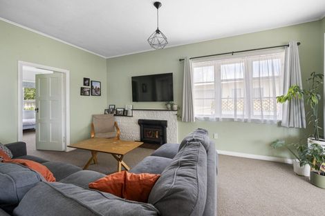 Photo of property in 85 Latham Street, Marewa, Napier, 4110