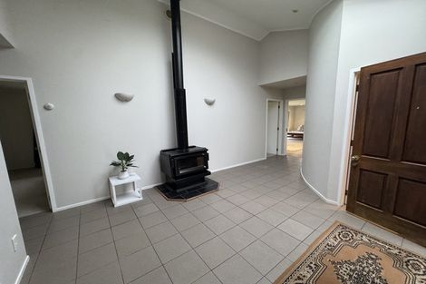 Photo of property in 1435 Old North Road, Helensville, 0875