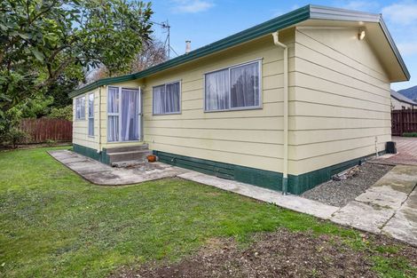 Photo of property in 2/74 Norwich Street, Stoke, Nelson, 7011