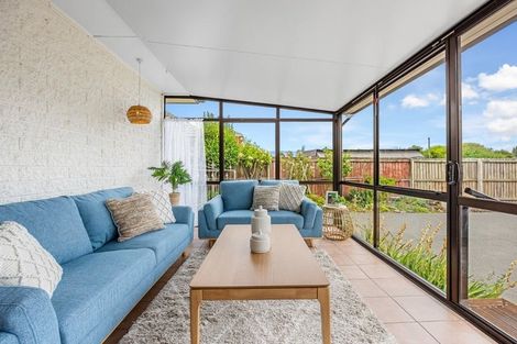 Photo of property in 10 Glenmore Avenue, Casebrook, Christchurch, 8051