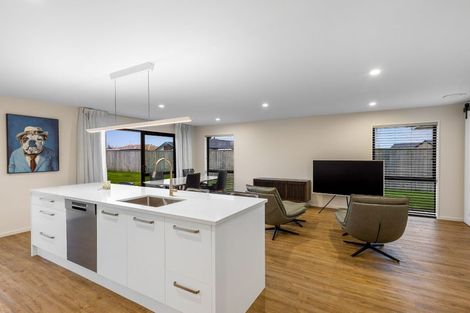 Photo of property in 66 Ridgeland Way, West Melton, 7618