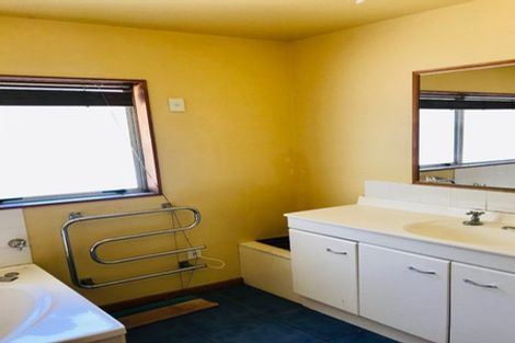 Photo of property in 126 Kawakawa Road, Feilding, 4775