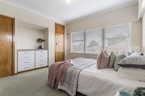 Photo of property in 100 Palmers Road, Clendon Park, Auckland, 2103