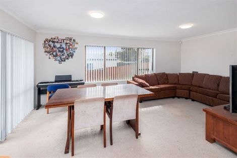 Photo of property in 23 Jandell Crescent, Bucklands Beach, Auckland, 2014