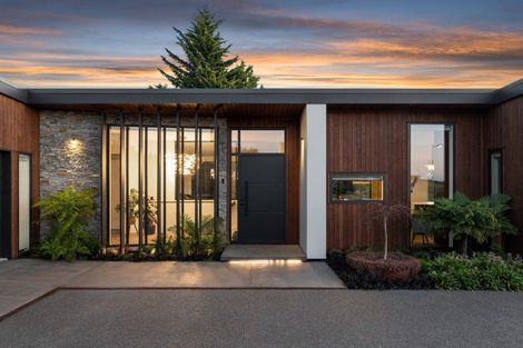 Photo of property in 8 Kepler Ridge Lane, Halswell, Christchurch, 8025