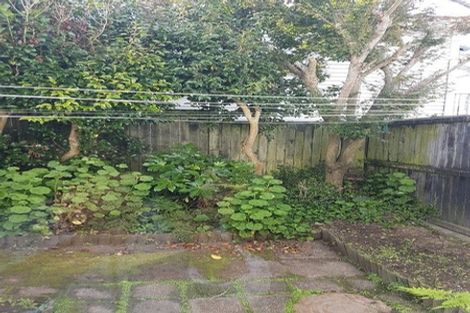 Photo of property in 24/10 Pitarua Street, Thorndon, Wellington, 6011