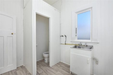 Photo of property in 36 Fitzroy Street, Caversham, Dunedin, 9012