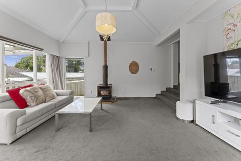 Photo of property in 7 Phoenix Place, Papatoetoe, Auckland, 2025