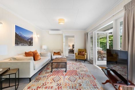 Photo of property in 4 Berkshire Street, Arrowtown, 9302