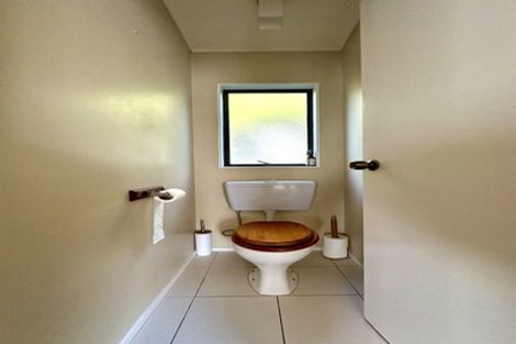 Photo of property in 4/141 Colwill Road, Massey, Auckland, 0614