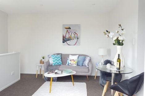 Photo of property in 1/46 Hollowout Street, Takanini, 2112