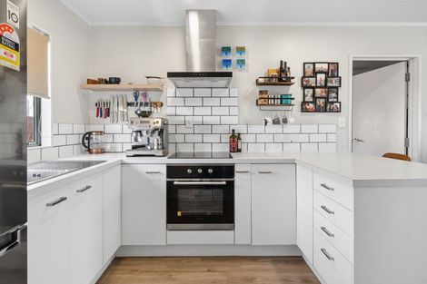Photo of property in 65 Coopers Road, Dallington, Christchurch, 8061