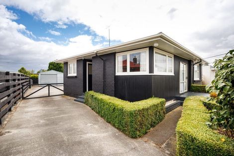 Photo of property in 6 Churchill Avenue, Feilding, 4702