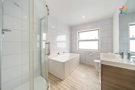 Photo of property in 3 Okoutu Lane, Moera, Lower Hutt, 5010