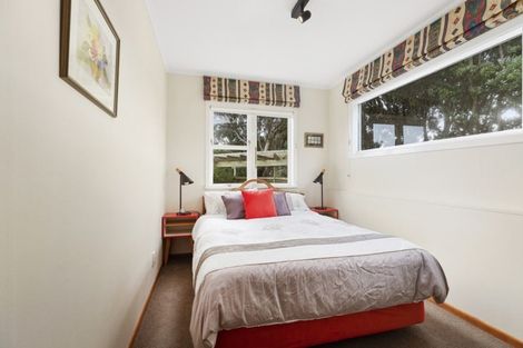 Photo of property in 43 Nevay Road, Miramar, Wellington, 6022