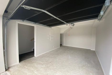 Photo of property in 5 Pukakaho Lane, Papatoetoe, Auckland, 2025