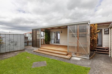 Photo of property in 6 Blundell Avenue, Waipukurau, 4200