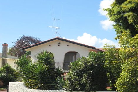 Photo of property in 165a Williams Street, Cambridge, 3434