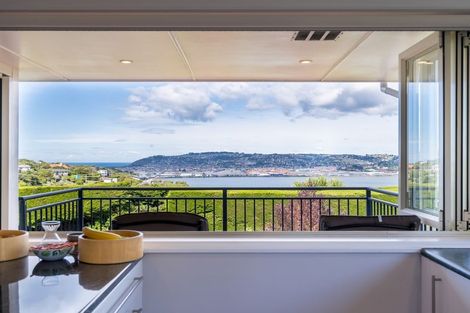 Photo of property in 22 Shandon Road, Vauxhall, Dunedin, 9013