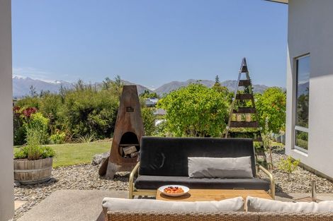Photo of property in 60 West Meadows Drive, Wanaka, 9305