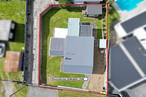 Photo of property in 13 Barber Street, Foxton Beach, Foxton, 4815