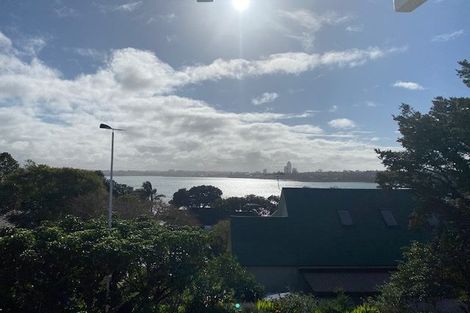 Photo of property in 25b Beresford Street, Bayswater, Auckland, 0622