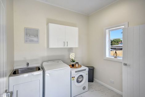 Photo of property in 43 Newport Street, Belleknowes, Dunedin, 9011