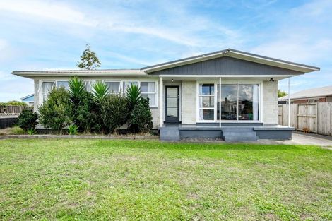 Photo of property in 21 Mears Road, St Andrews, Hamilton, 3200