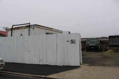 Photo of property in 43 Bathgate Street, South Dunedin, Dunedin, 9012