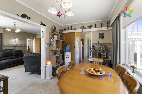 Photo of property in 33 Meremere Street, Wainuiomata, Lower Hutt, 5014