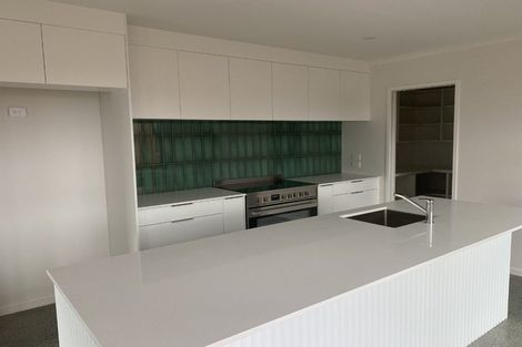 Photo of property in 36 Taurangawaka Road, One Tree Point, 0118