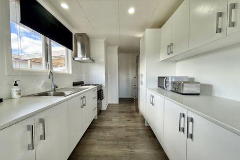 Photo of property in 13 Kereru Street, Tokoroa, 3420