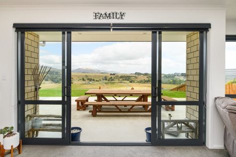 Photo of property in 26 Varsity Heights, Fitzherbert, Palmerston North, 4410