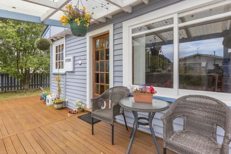 Photo of property in 16 Phar Lap Grove, Trentham, Upper Hutt, 5018