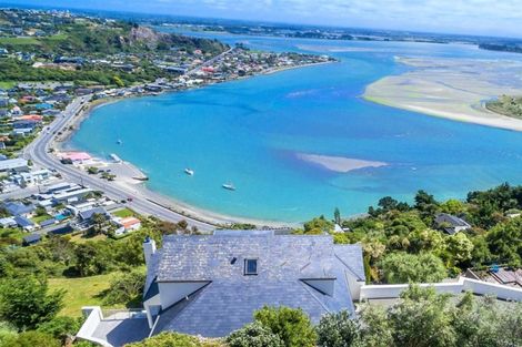 Photo of property in 46 Tuawera Terrace, Clifton, Christchurch, 8081