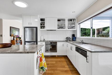 Photo of property in 4 Price Street, Westown, New Plymouth, 4310