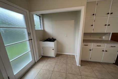 Photo of property in 5 Ranfurly Street, Hokowhitu, Palmerston North, 4410